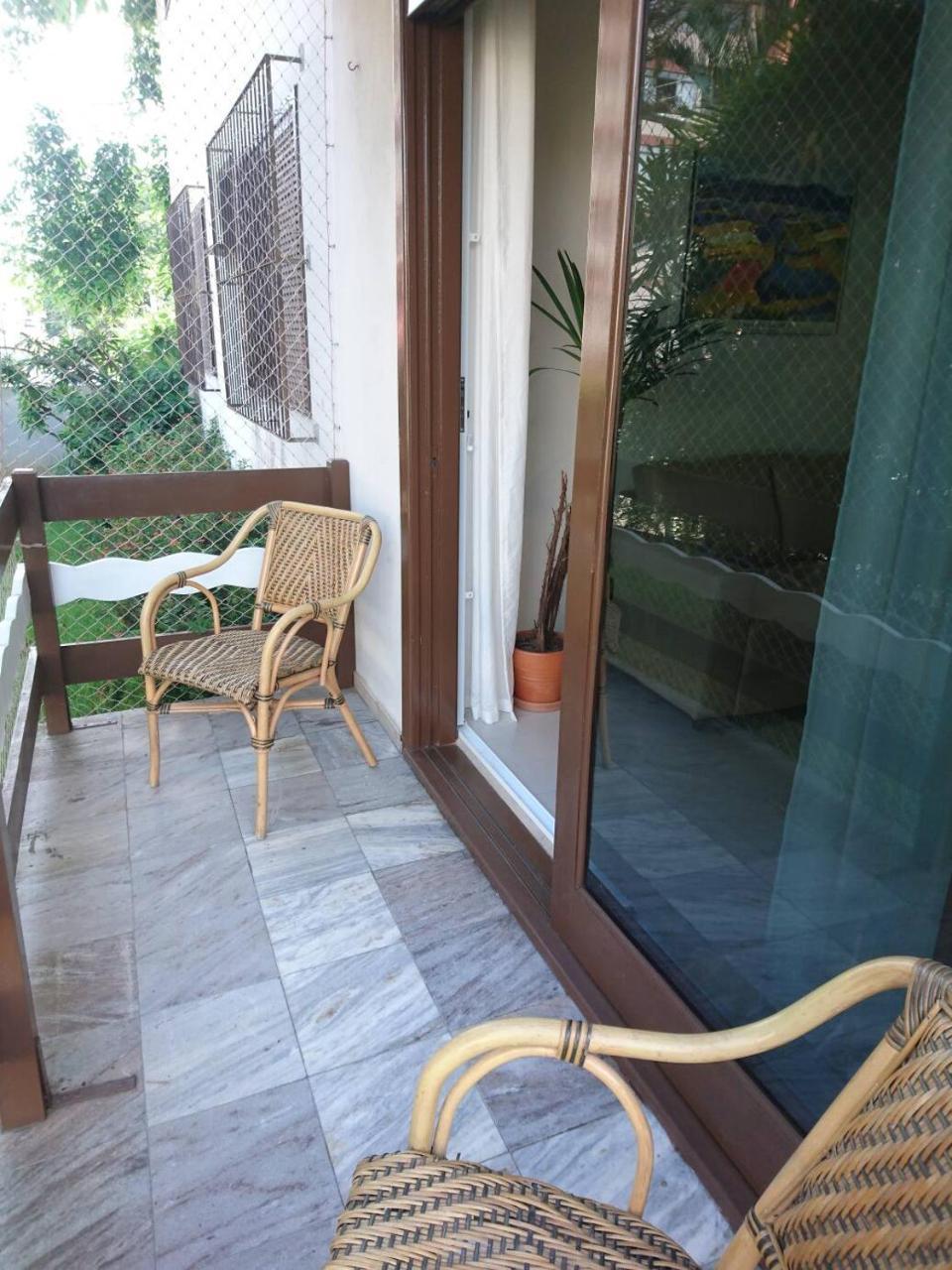 דירות בלומנאו Apartamento Arejado Na Ponta Aguda מראה חיצוני תמונה